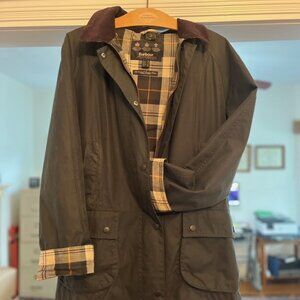 Barbour Beadnell Waxed Cotton Coat WITH HOOD Rain Jacket in Color "SAGE" Womens